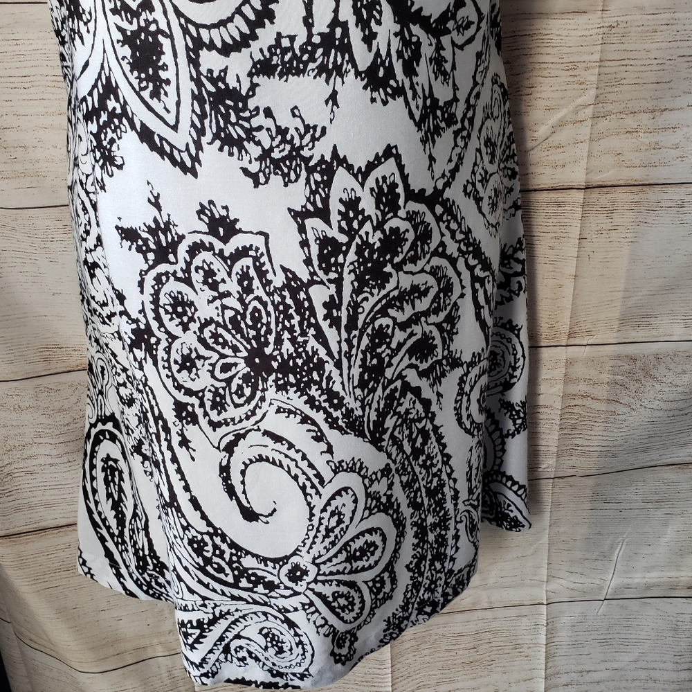 ✅SOLD✅ SOFT SURROUNDINGS Summer Dress Womens Size M White & Black Paisley - Picture 4 of 9